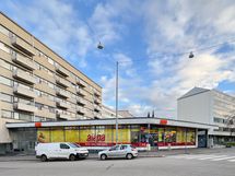 Alepa sijaitsee aivan vieressä.