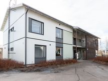 Julkisivu