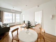 Tervetuloa parvekkeelliseen kaksioon lähelle palveluja ja liikenneyhteyksiä.