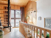 Asunnon 2 sisäänkäynti