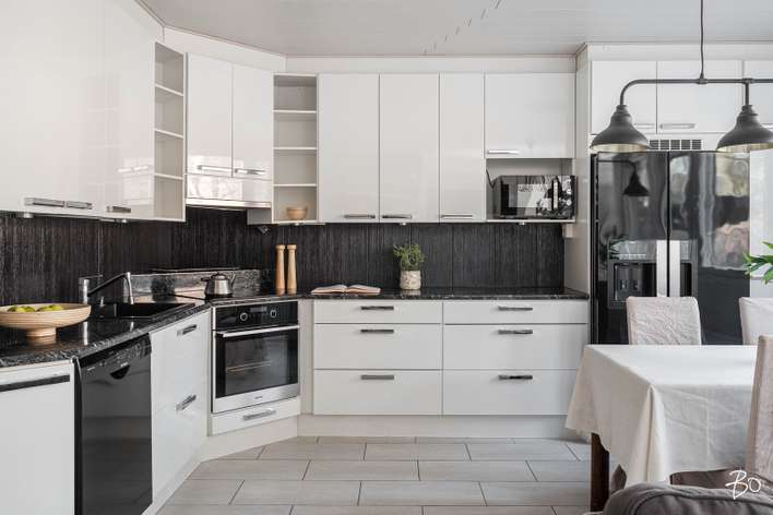 Rivitalo, 3-4h, avok, kph/s, vh, et (yj:n mukaan 4h+k+sauna), 83 m², Räntämäki, Turku