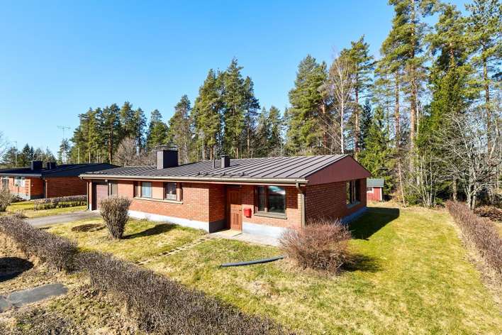 Omakotitalo, 3mh, oh, k, kph, s, wc, 100/137 m², Myllykoski, Kouvola