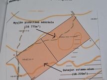 Myytävään tilaan kuuluva metsäpalsta on n. 10 775 m2.