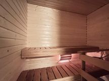 Oman saunan löylyissä kelpaa rentoutua raskaan työviikon jälkeen.