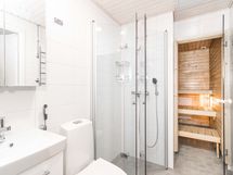 pesukoneliitäntä ja oma sauna
