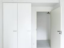 Siistit vaaleat pinnat.