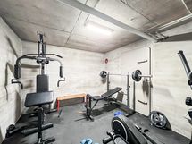 Taloyhtiössä myös pieni kuntoiluhuone!