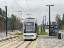 Raide Jokeri Talin siirtola puutarha ovat lähietäisyydellä.