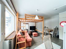 Viihtyisä koti rauhallisella alueella ja rauhallisessa taloyhtiössä.