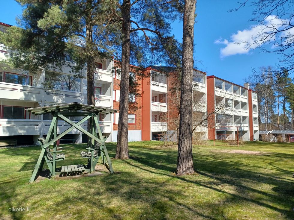 Julkisivu, sisäpihaa