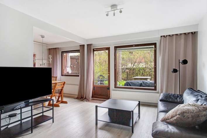 Paritalo, 3h+keittiö+kph+sauna+wc+vh, 79,5 m², Latokaski, Espoo