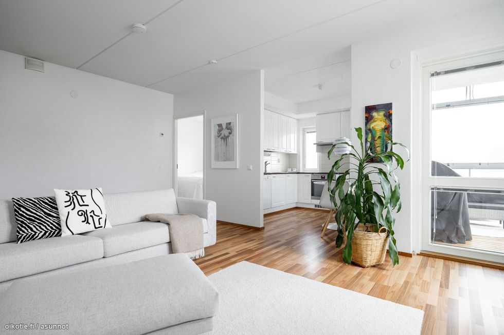 Kaunis kulma-asunto on valoisa